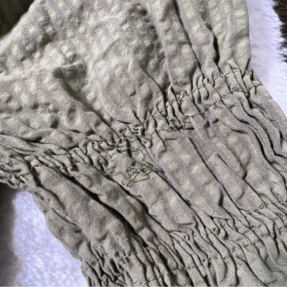 Topshop Green Shirred Long Sleeve Peplum Hem Blouse Size 2 - Picture 13 of 13